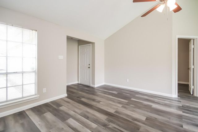 7223 Londres Drive, Houston, TX 77083