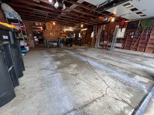 1537 Lake Dunmore Road, Leicester, VT 05733