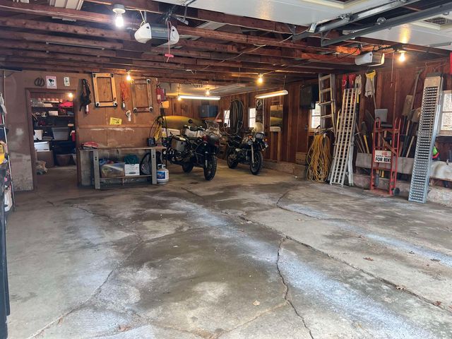 1537 Lake Dunmore Road, Leicester, VT 05733