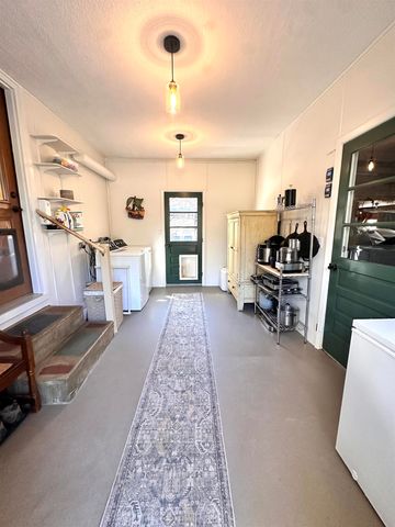 1537 Lake Dunmore Road, Leicester, VT 05733