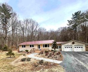 1537 Lake Dunmore Road, Leicester, VT 05733