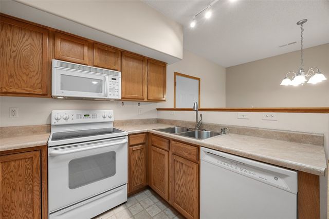 2942 Heinz Road, Iowa City, IA 52240