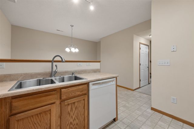 2942 Heinz Road, Iowa City, IA 52240