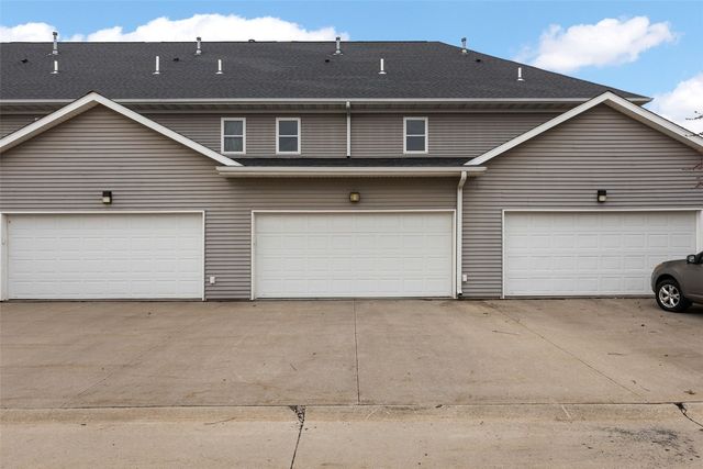 2942 Heinz Road, Iowa City, IA 52240