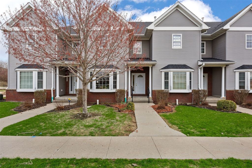 2942 Heinz Road, Iowa City, IA 52240