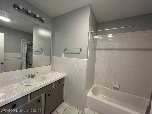 1500 S Albert Pike Avenue 9, Fort Smith, AR 72903