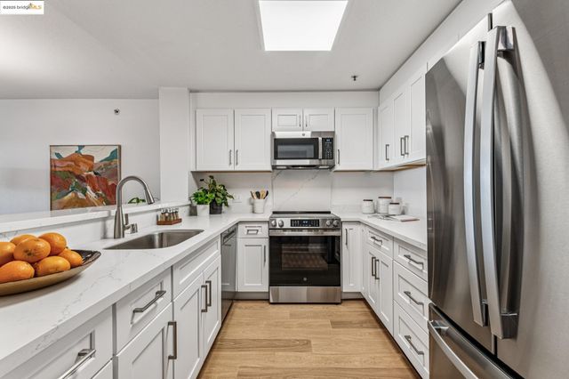 1300 Quarry Ct 115, Richmond, CA 94801