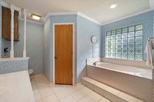 2306 Randy Court, Mansfield, TX 76063