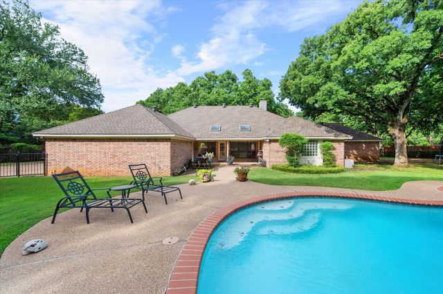 2306 Randy Court, Mansfield, TX 76063