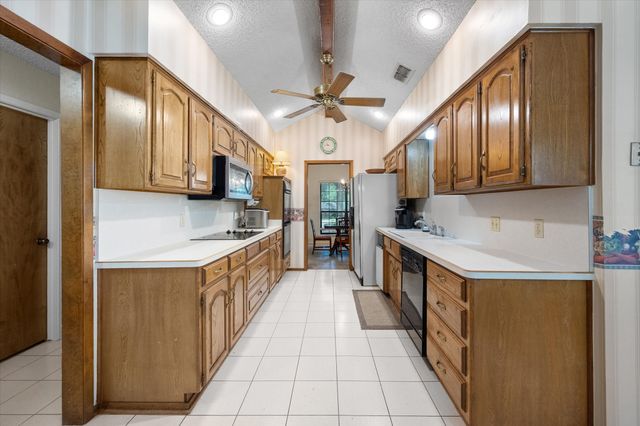 2306 Randy Court, Mansfield, TX 76063