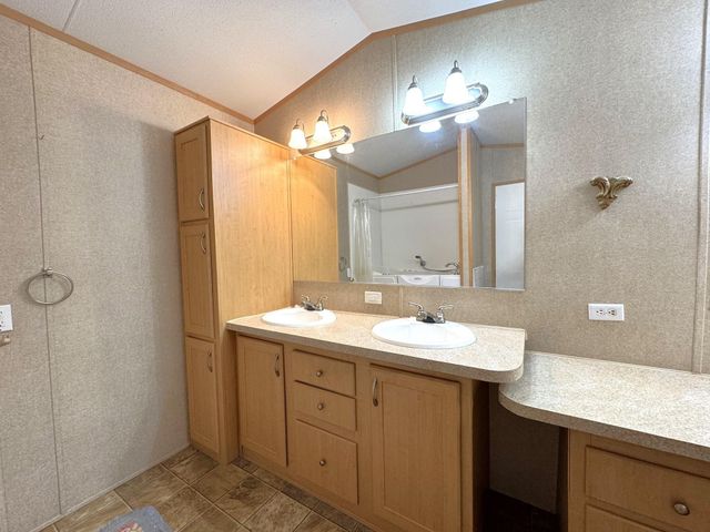 403 N Pitzer Street, Colmesneil, TX 75938