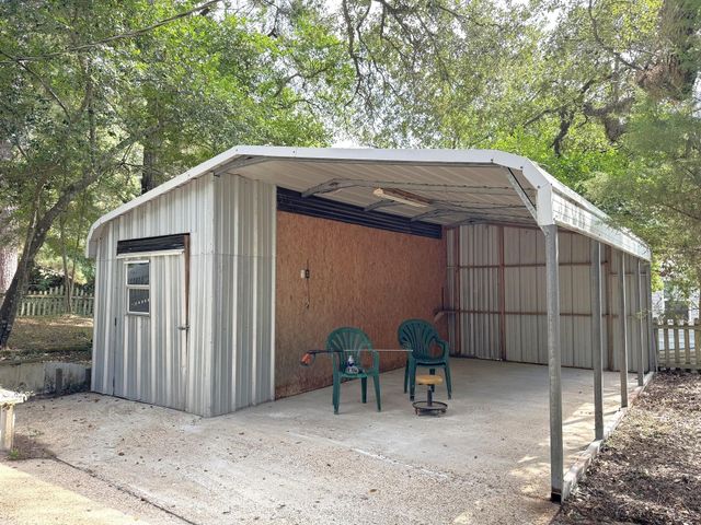 403 N Pitzer Street, Colmesneil, TX 75938
