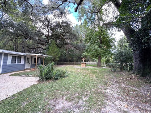 403 N Pitzer Street, Colmesneil, TX 75938