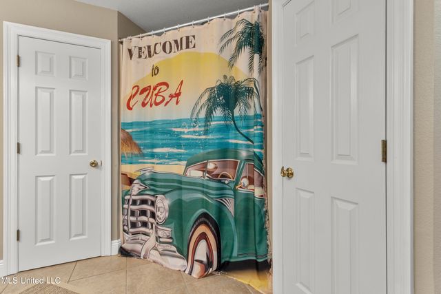 1426 Porpoise Drive, Ocean Springs, MS 39564