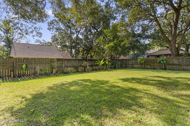 1426 Porpoise Drive, Ocean Springs, MS 39564