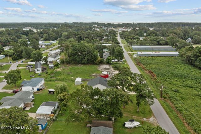 621 West Beaufort Road, Beaufort, NC 28516