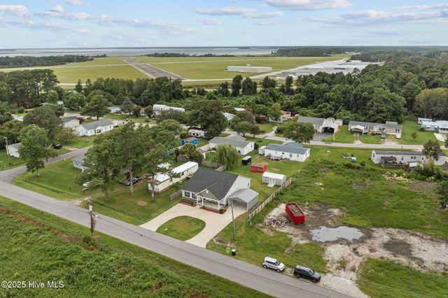 621 West Beaufort Road, Beaufort, NC 28516