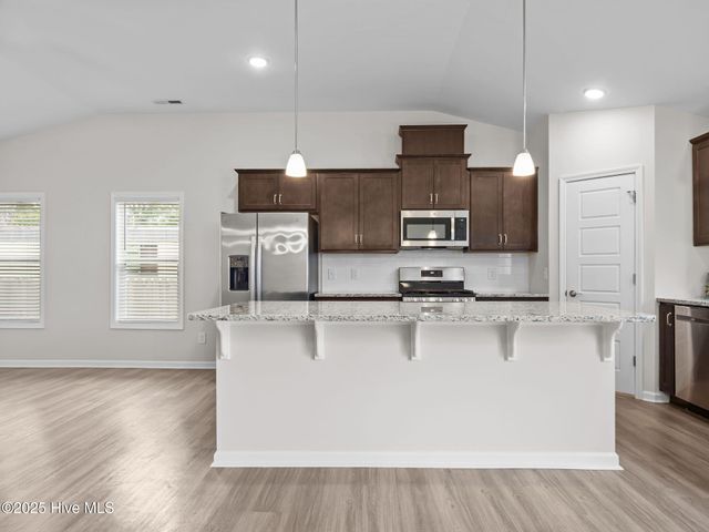 621 West Beaufort Road, Beaufort, NC 28516