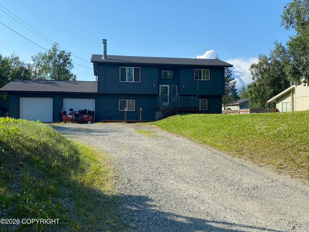 3140 N Dove Lane, Palmer, AK 99645