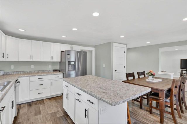 1206 13th Street, Brodhead, WI 53520