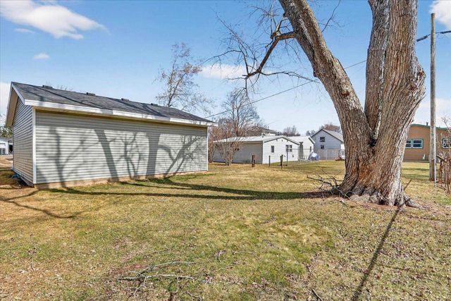 1206 13th Street, Brodhead, WI 53520