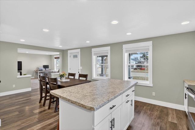 1206 13th Street, Brodhead, WI 53520