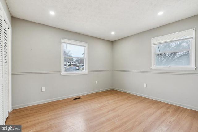 6961 STERLING ROAD, Harrisburg, PA 17112