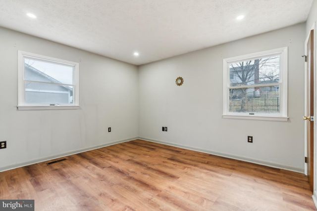 6961 STERLING ROAD, Harrisburg, PA 17112