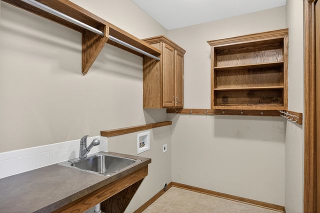 3109 N Brush Creek St, Wichita, KS 67205