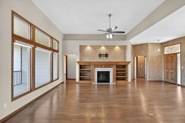 3109 N Brush Creek St, Wichita, KS 67205