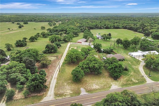 13526 Fm 977 W, Marquez, TX 77865