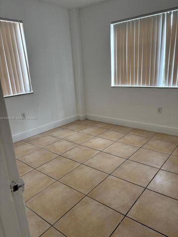 1821 NE 168th St C4, North Miami Beach, FL 33162