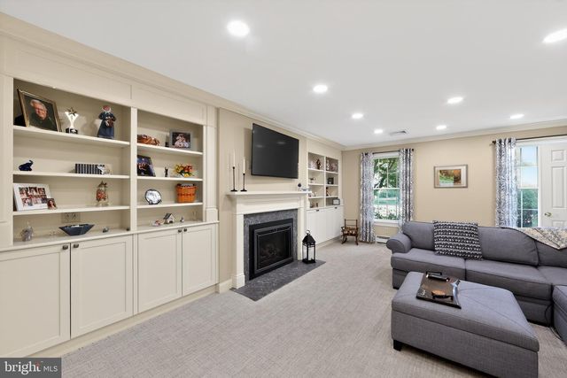690 ANDREWS DR, Harleysville, PA 19438