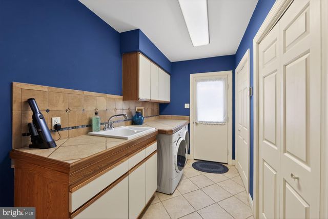 690 ANDREWS DR, Harleysville, PA 19438