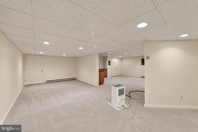690 ANDREWS DR, Harleysville, PA 19438