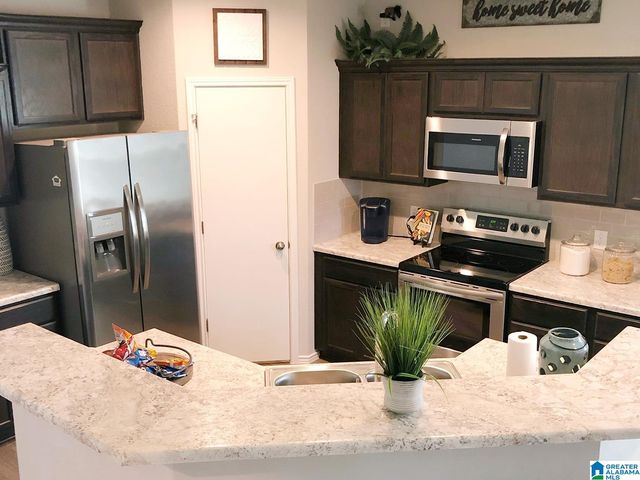 84 BROKEN ARROW LANE, Munford, AL 36268