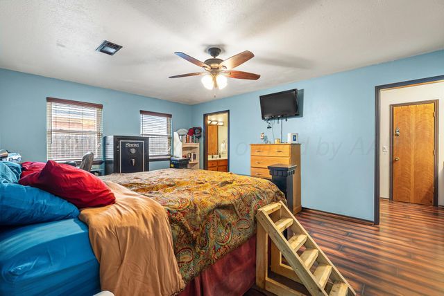 811 SANTA FE Trail, Canyon, TX 79015