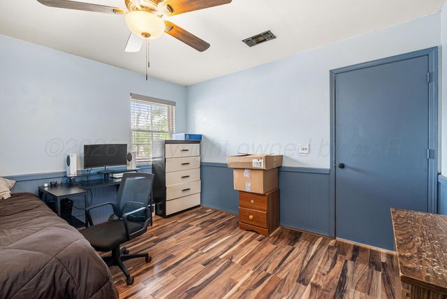 811 SANTA FE Trail, Canyon, TX 79015