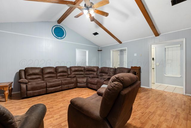 811 SANTA FE Trail, Canyon, TX 79015