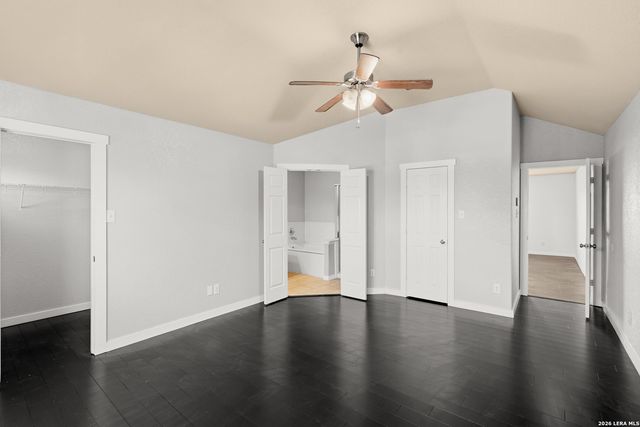 10232 Villa Del Lago, San Antonio, TX 78245