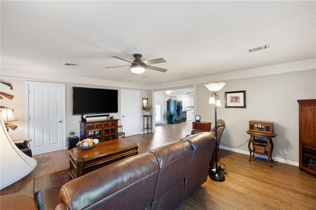 10244 Boyce Manor Circle, Dardanelle, AR 72834