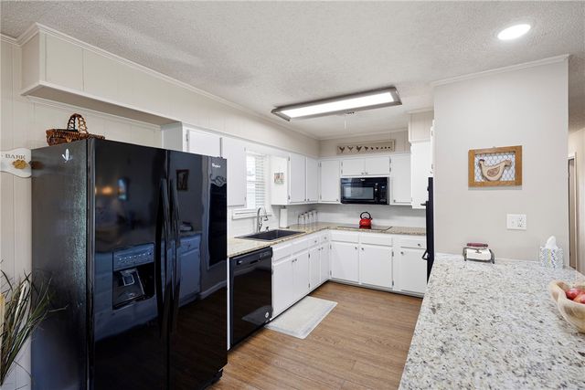 10244 Boyce Manor Circle, Dardanelle, AR 72834