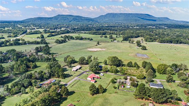 10244 Boyce Manor Circle, Dardanelle, AR 72834