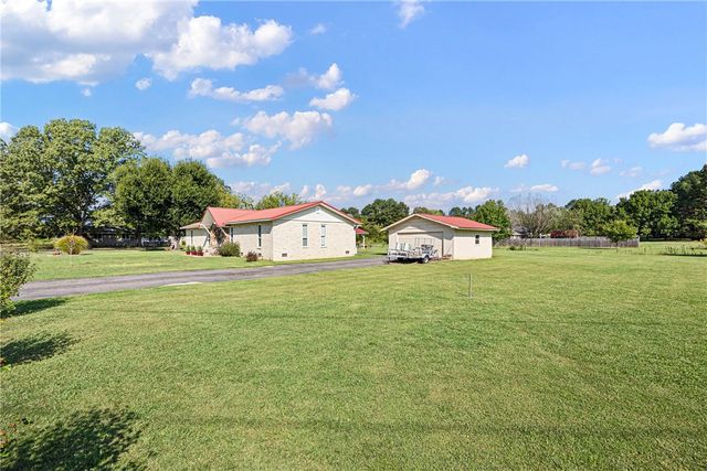 10244 Boyce Manor Circle, Dardanelle, AR 72834
