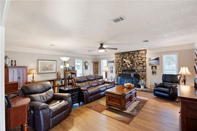 10244 Boyce Manor Circle, Dardanelle, AR 72834