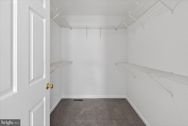 4 KENTWOOD CT, Bordentown, NJ 08505