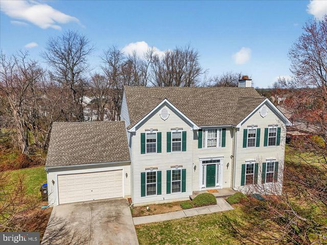 4 KENTWOOD CT, Bordentown, NJ 08505