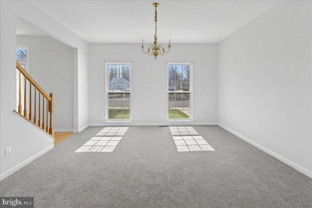 4 KENTWOOD CT, Bordentown, NJ 08505