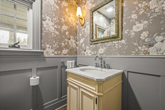 1163 Romona Road, Wilmette, IL 60091