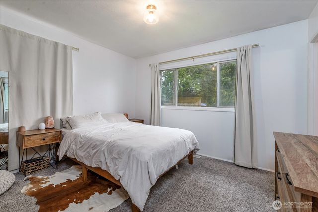 8718 Hipkins Road SW, Lakewood, WA 98498